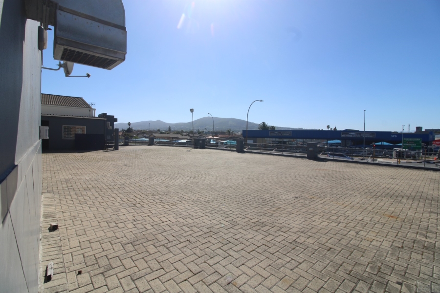 To Let Commercial Property for Rent in Glenlilly Western Cape